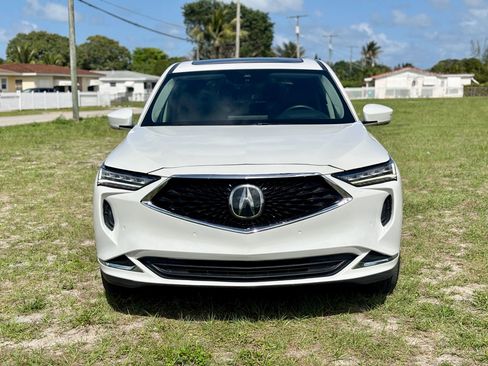 Used 2024 Acura MDX SH-AWD w/ Technology Package image 2