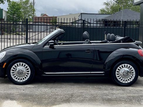Used 2014 Volkswagen Beetle 1.8T image 4