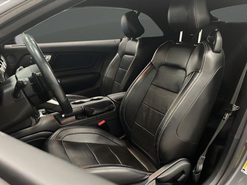Used 2021 Ford Mustang Premium RWD image 9