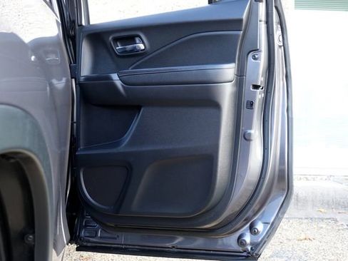 Used 2018 Honda Ridgeline RTL-E image 38