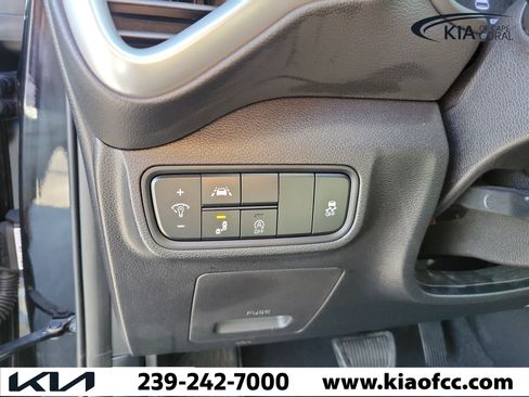 Used 2020 Kia Soul GT-Line w/ GT 2.0L Power Sunroof Package FWD image 23