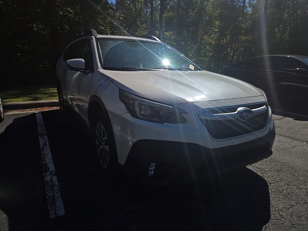 Used 2022 Subaru Outback Premium AWD/4WD image 6