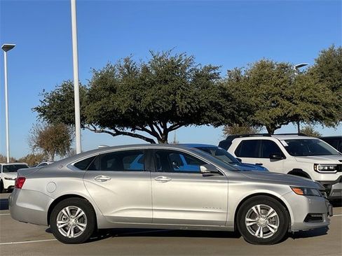 Used 2018 Chevrolet Impala LT image 3