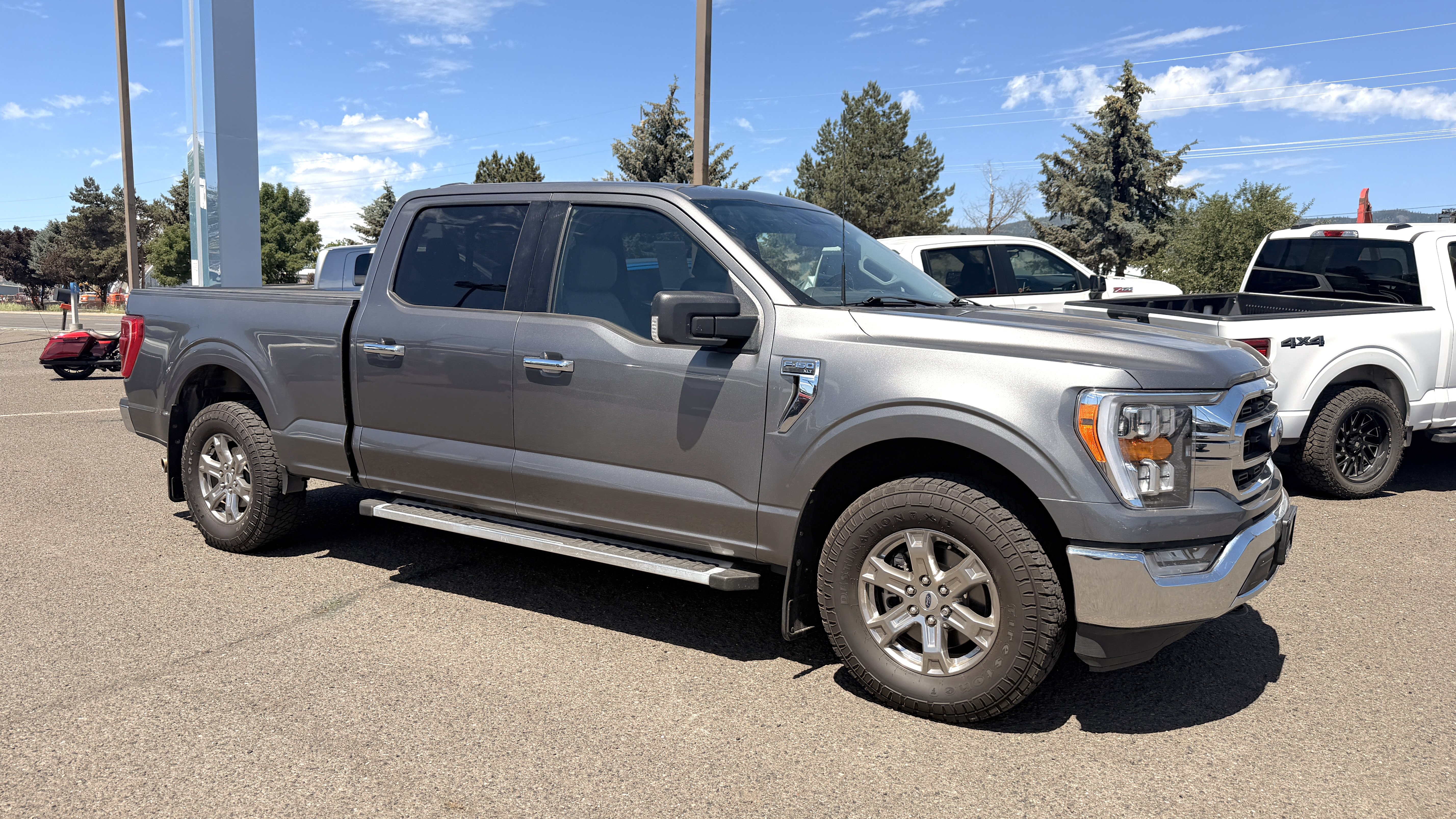 Used 2022 Ford F150 XLT w/ Equipment Group 302A High AWD/4WD image 10