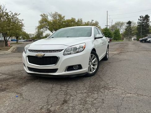 Used 2016 Chevrolet Malibu LTZ FWD image 5