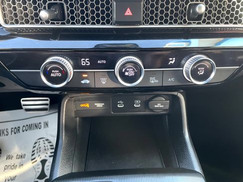 Certified 2025 Honda Civic Sport image 17