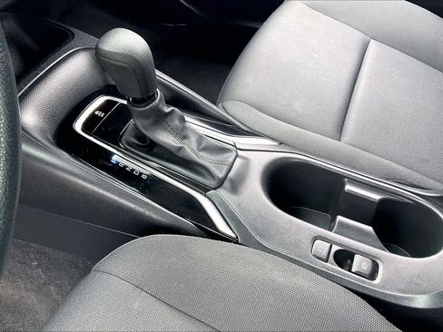 Used 2024 Toyota Corolla LE image 18