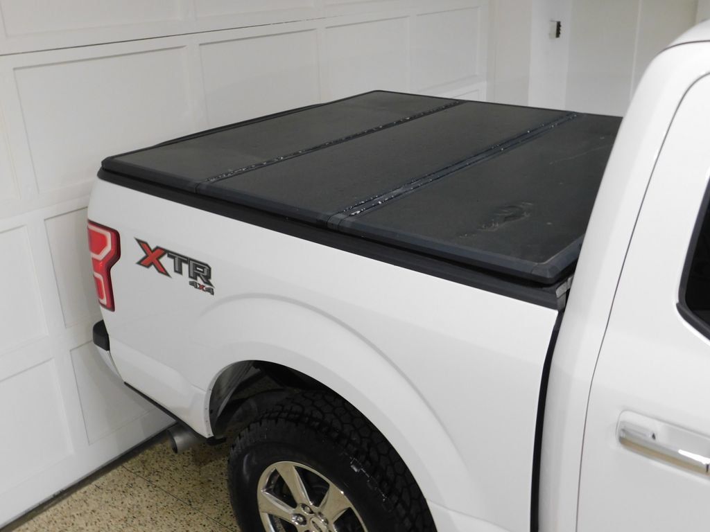Used 2019 Ford F150 XLT w/ Equipment Group 302A Luxury AWD/4WD image 9