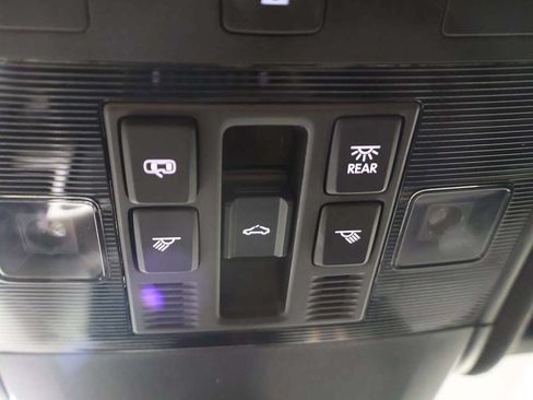 Used 2023 Volkswagen Atlas Cross Sport SEL R-Line AWD/4WD image 54