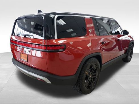Used 2024 Rivian R1S Adventure image 5