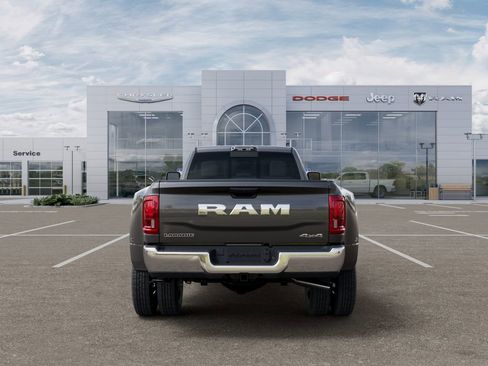 New 2026 RAM 3500 Laramie w/ Max Tow Package AWD/4WD image 7