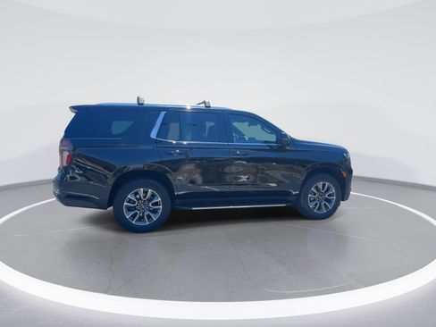 Used 2022 Chevrolet Tahoe LT w/ LT Signature Plus Package AWD/4WD image 10