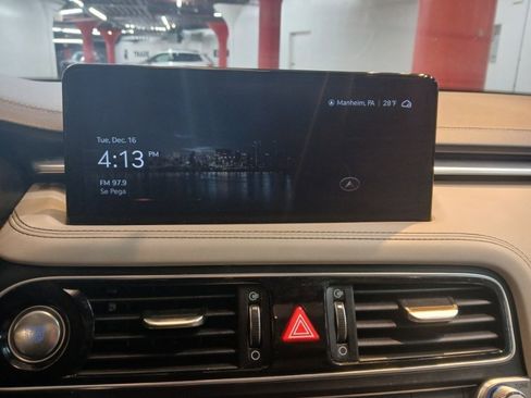 Used 2023 Genesis G70 2.0T w/ Sport Prestige Package image 20