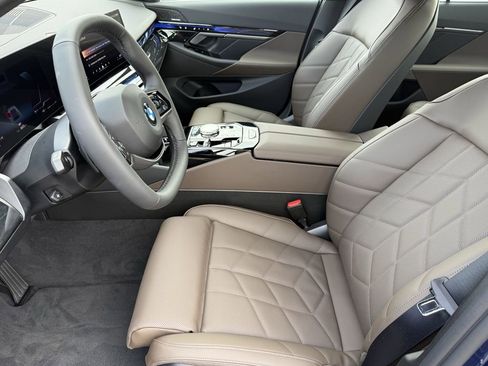 New 2026 BMW 530i xDrive w/ Executive Package image 10