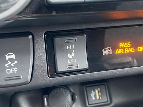 Certified 2023 Toyota RAV4 XLE w/ Convenience Package AWD/4WD image 23