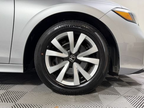 Certified 2025 Honda Civic LX image 10