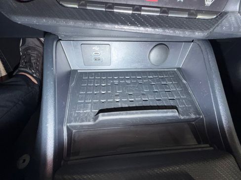 Used 2024 Ford Mustang GT Premium image 36