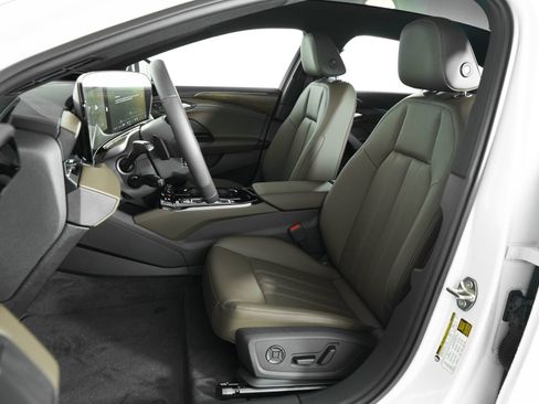 New 2025 Audi A6 e-tron Ultra image 11