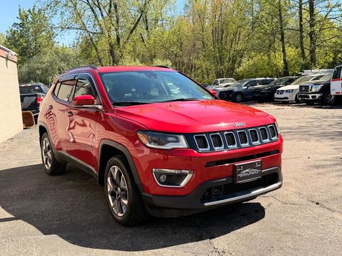 Used 2018 Jeep Compass Limited w/ Navigation Group AWD/4WD image 9