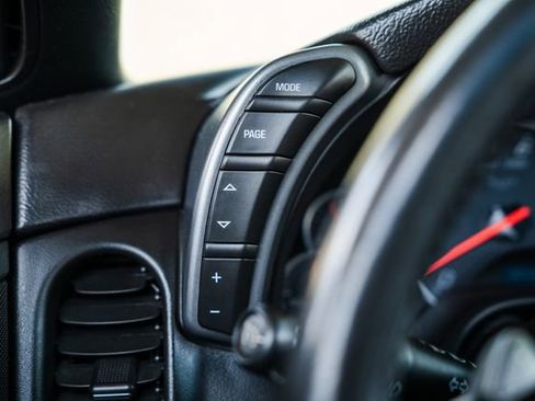 Used 2006 Chevrolet Corvette Coupe w/ Preferred Equipment Group image 61