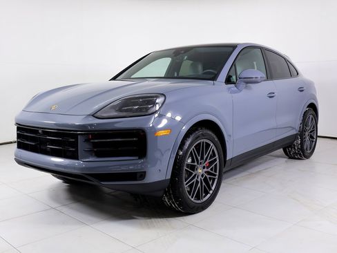 Used 2026 Porsche Cayenne S image 1