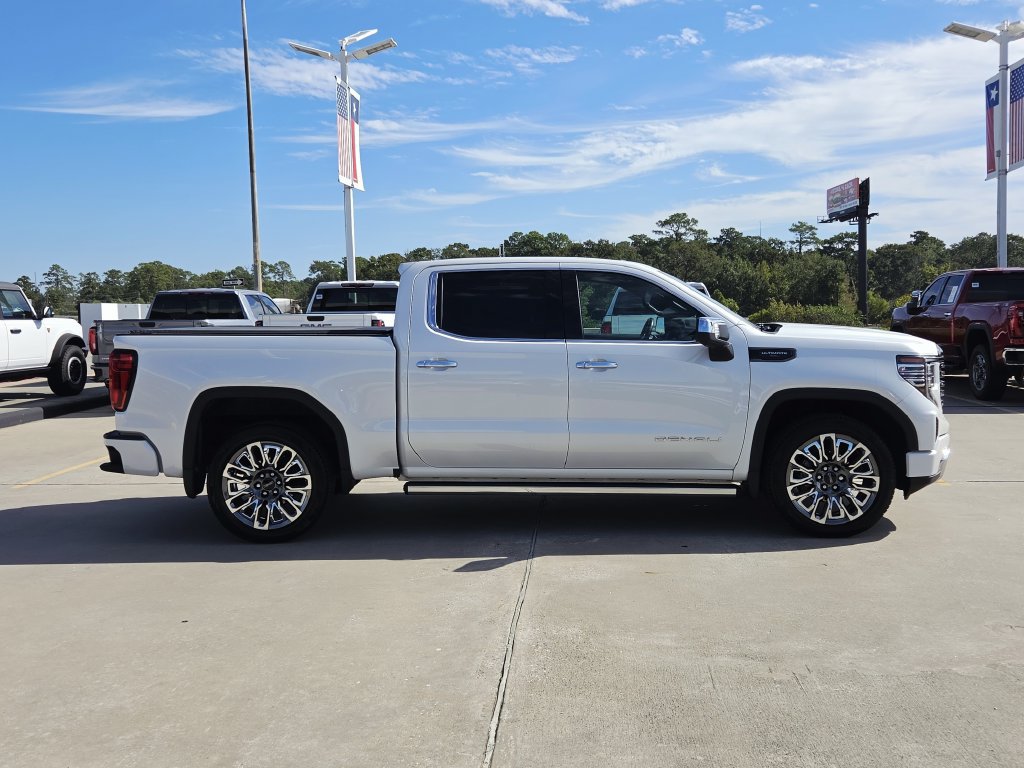 Used 2024 GMC Sierra 1500 Denali Ultimate AWD/4WD image 4