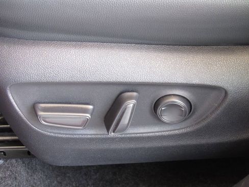 Certified 2026 Toyota Grand Highlander AWD image 13