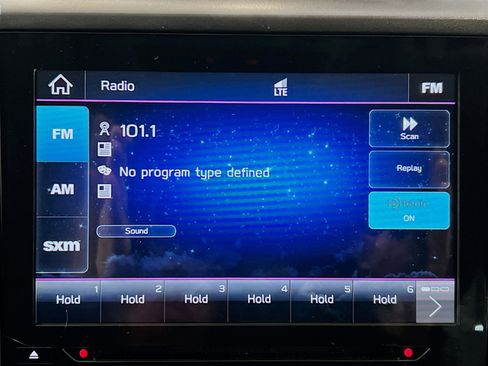 Used 2019 Subaru Crosstrek 2.0i Limited w/ Moonroof Package w/Navigation image 11