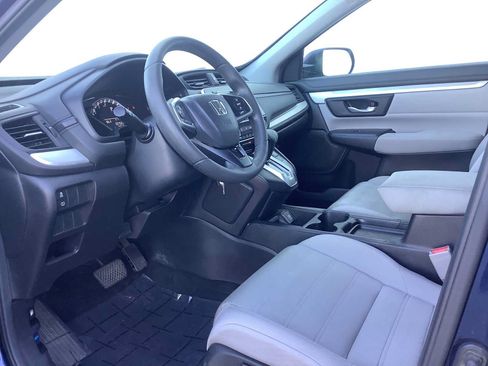 Used 2018 Honda CR-V LX image 3