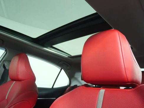 Used 2023 Toyota Camry XSE image 11