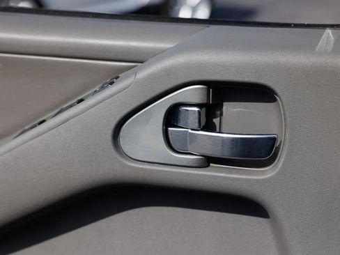 Used 2012 Nissan Frontier SL image 44