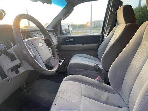 Used 2007 Ford Expedition EL XLT AWD/4WD image 8