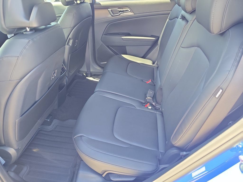 New 2027 Kia Sportage EX FWD image 17