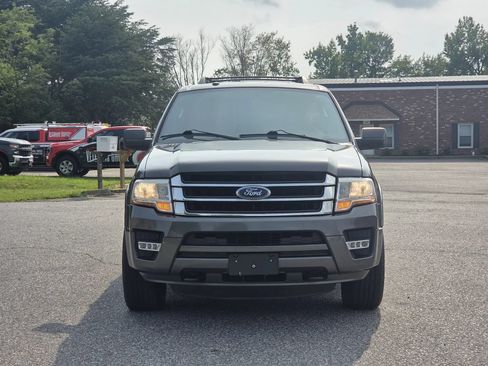 Used 2017 Ford Expedition EL XLT AWD/4WD image 3