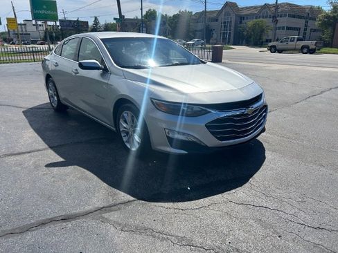 Used 2021 Chevrolet Malibu LT image 7