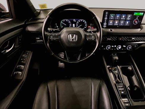 Used 2024 Honda Accord Sport image 5