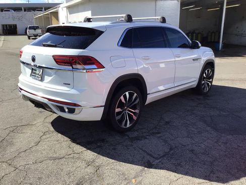 Used 2020 Volkswagen Atlas Cross Sport SEL Premium R-Line image 4