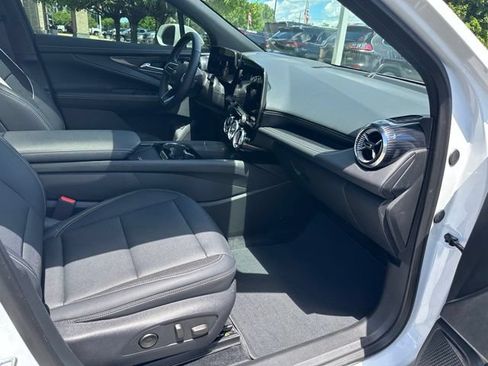 Used 2024 Chevrolet Blazer EV LT AWD/4WD image 29