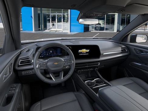 New 2026 Chevrolet Traverse LT image 15