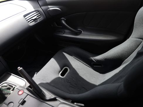 Used 2005 Honda S2000 image 43