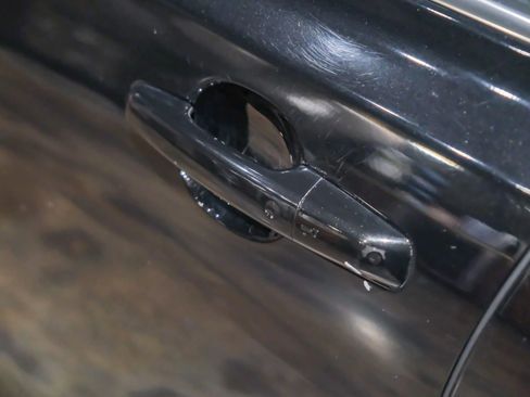 Used 2020 Jaguar XF Prestige image 37