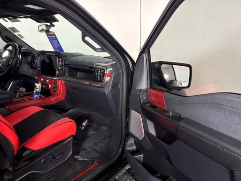 Certified 2023 Ford F150 Raptor w/ Raptor Carbon Fiber Package AWD/4WD image 37