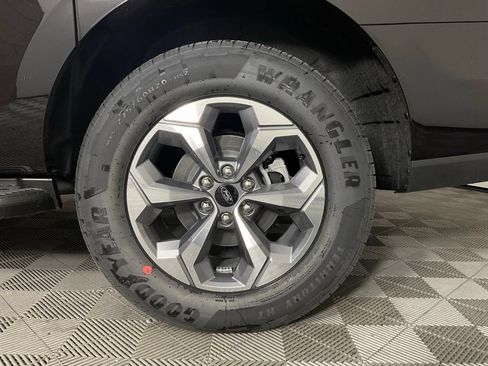 New 2027 Ford Expedition Max Active RWD image 10