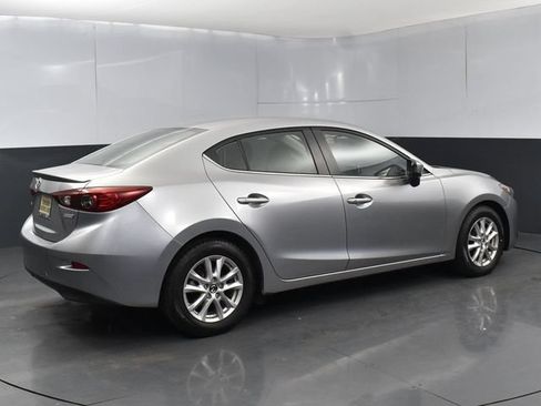 Used 2014 MAZDA MAZDA3 i Touring FWD image 3