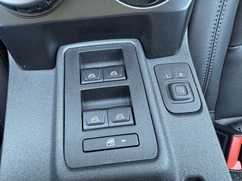 New 2025 Ford Bronco Badlands image 23