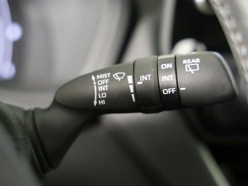 Used 2024 Toyota Grand Highlander FWD image 22