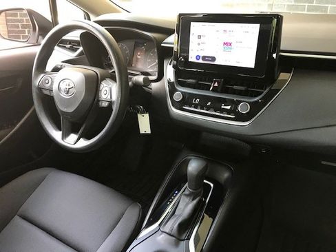 Used 2023 Toyota Corolla LE FWD image 8