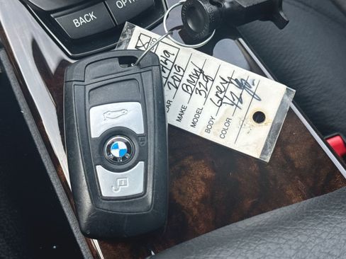 Used 2015 BMW 328i xDrive Wagon AWD/4WD image 44