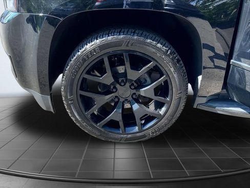Used 2018 GMC Yukon Denali w/ Open Road Package AWD/4WD image 14
