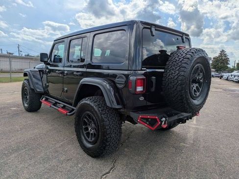 Used 2023 Jeep Wrangler Unlimited Rubicon w/ Xtreme 35 Tire Package AWD/4WD image 6